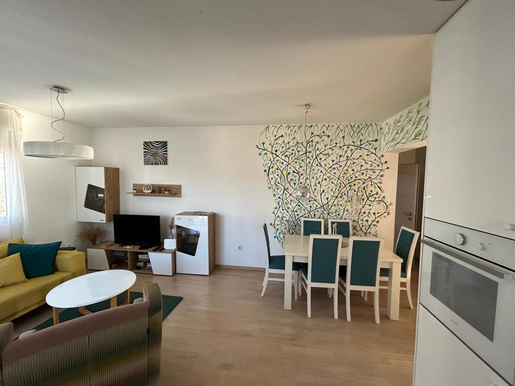 פודגוריצה Ana'S 2 Bedrooms Lovely Flat מראה חיצוני תמונה